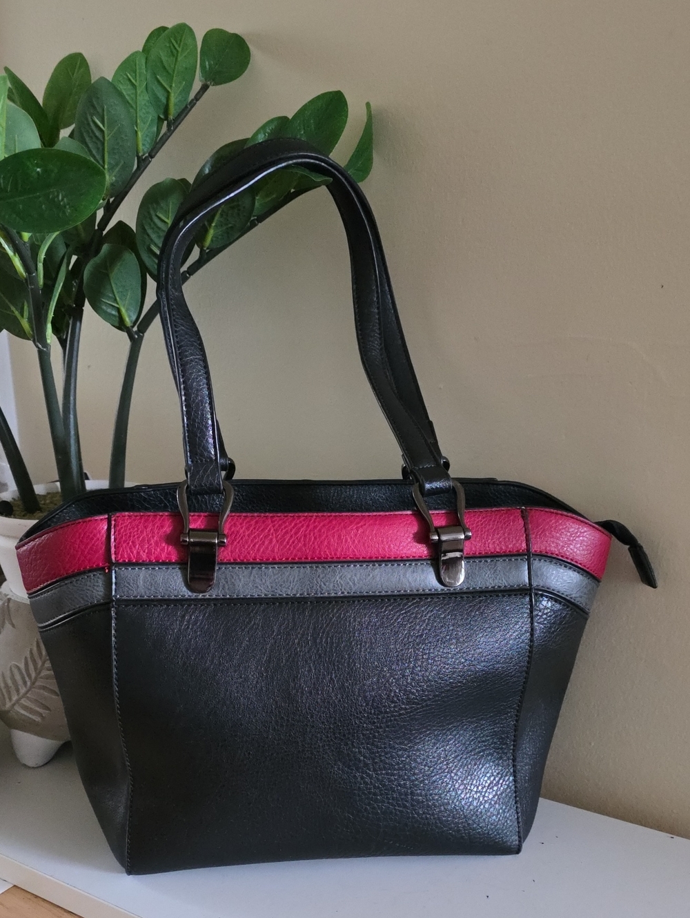 Vintage CR Faux Leather Colorblock Tote - O/S